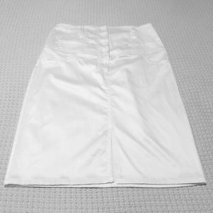 White high waisted pencil skirt from Guess Jeans